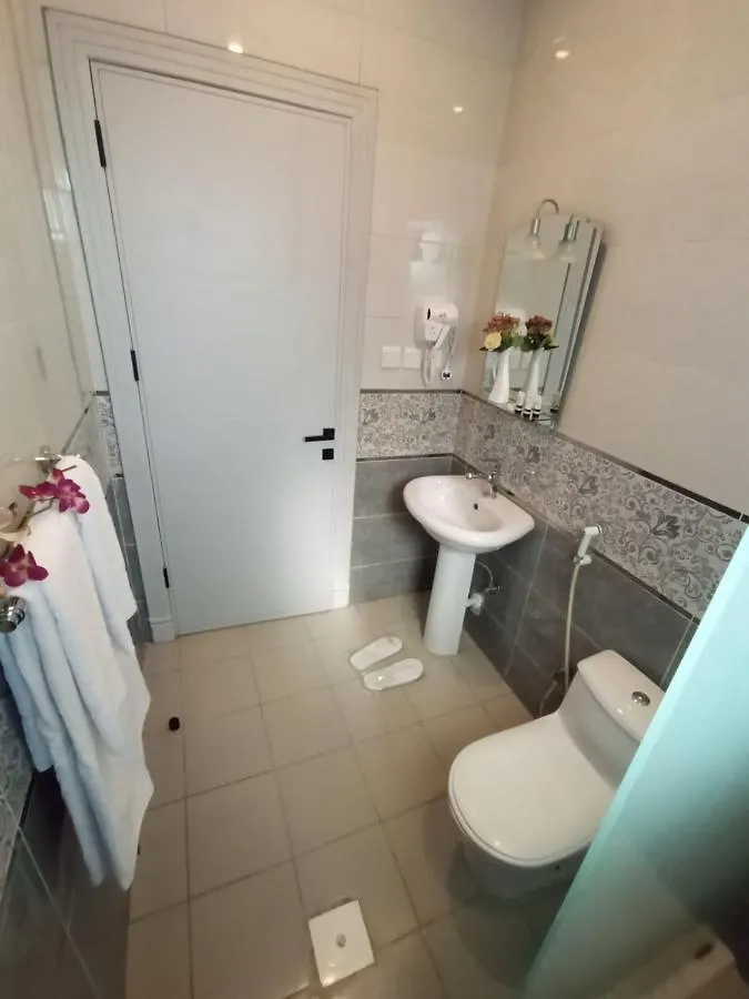 Golden New Umu Alquraa Hotel Yidda Apartamento